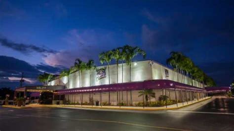 Seminole Classic Casino .